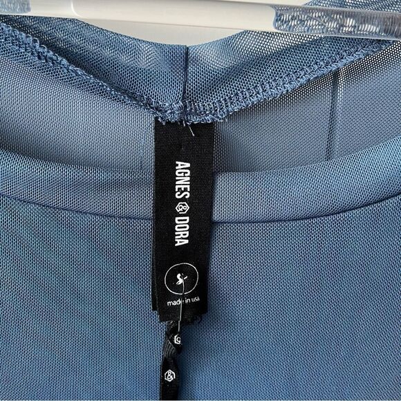 Agnes & Dora Blue Mesh Oversize Stretch T-Shirt Top small NWT - Picture 5 of 13
